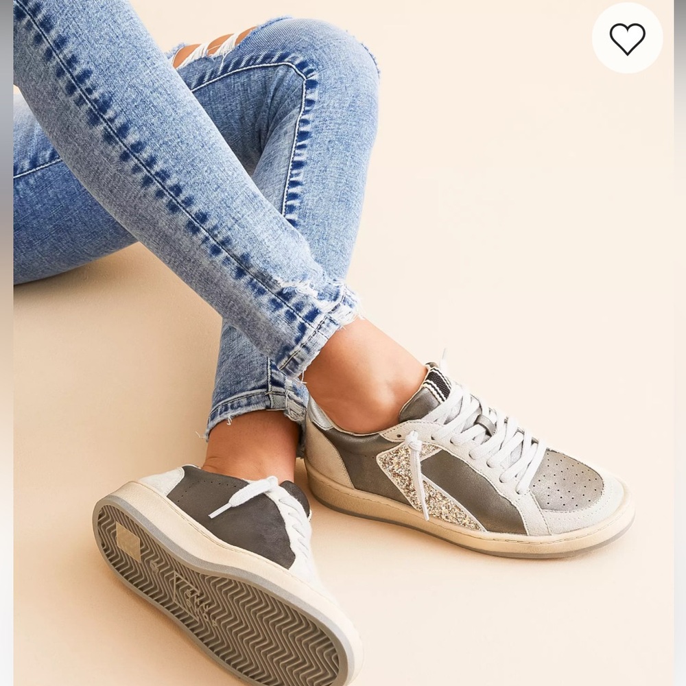 New Salma Glitter Sneaker
SHU SHOP size 10